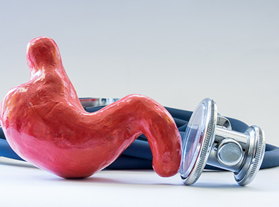 Interview Eelke Lemmens en Lois Daamen: niet alle patiënten met klachten van EPI krijgen enzymbehandeling aangeboden.