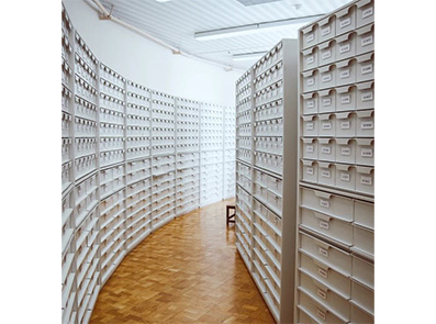 De geneesmiddelentekorten hebben extra werk opgeleverd, wat voelbaar is in de apotheek. Apotheker Jaap Dik vertelt.