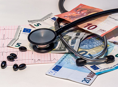 Waar komen die kosten vandaan? En wat kunnen we eraan doen? Viatris Connect ging met hen in gesprek.